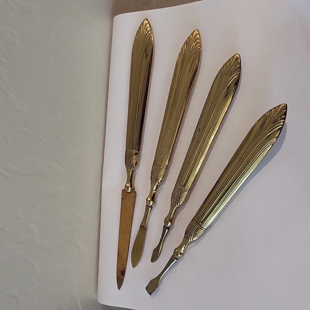 Vintage Vanity Nail Manicures Set Gold Tones Abstract Design in each handle